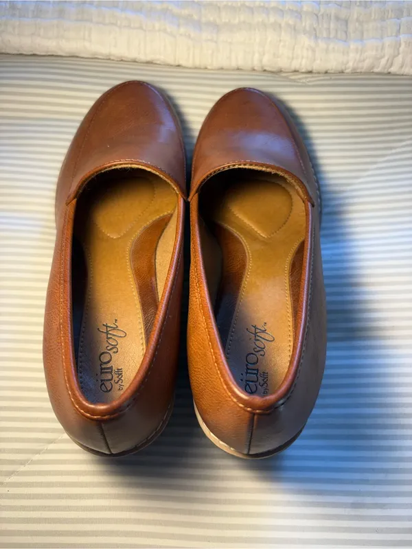 Sofft Eurosoft Women’s Size 8.5 Slip-On Loafers - Image 6