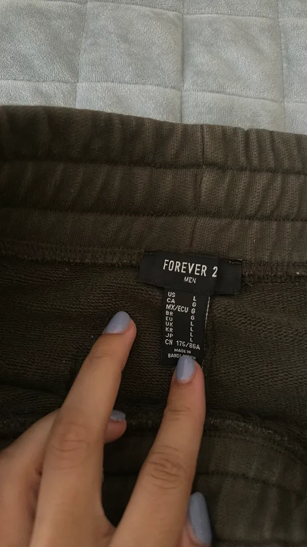 Men’s Forever 21 Sweatpants - Image 2