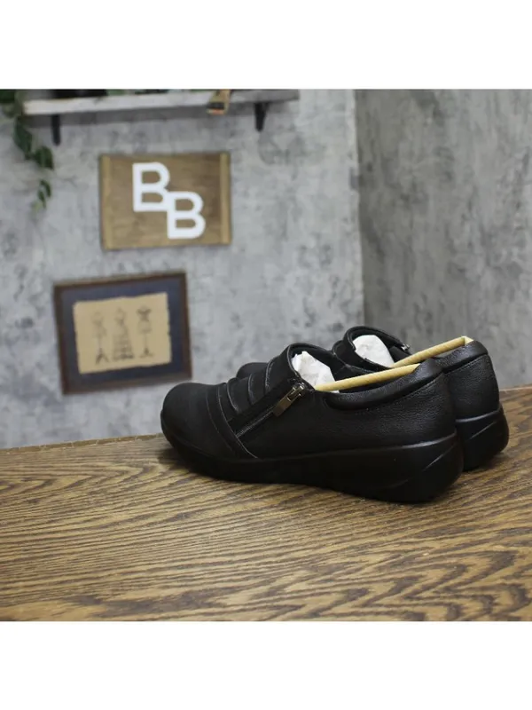 Clarks Kaetlyn Mila Slip-On Loafers 26184137 Black Leather 8M - Image 2