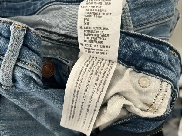 Abercrombie Simone High Rise Ankle Jeans Womens 28 6 Light Wash Distressed Y2K - Image 15