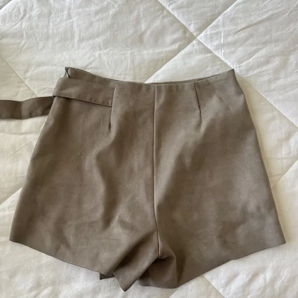 NWOT ZARA Basics Faux Suede Belted Wrap Skort - Image 4