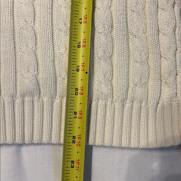 L.L. Bean Collegiate Preppy Women's Cream Cable Crewneck Sweater SZ M 100%Cotton - Image 5
