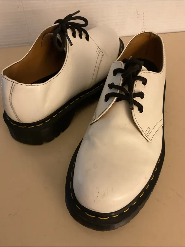 Dr. Martens women White Leather smooth Platform Oxfords shoes US 8 - Image 10