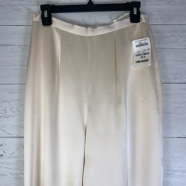 Vtg. Hartschaffner & Marc beige 100% silk high waisted pants size 8 (flaws) - Image 2