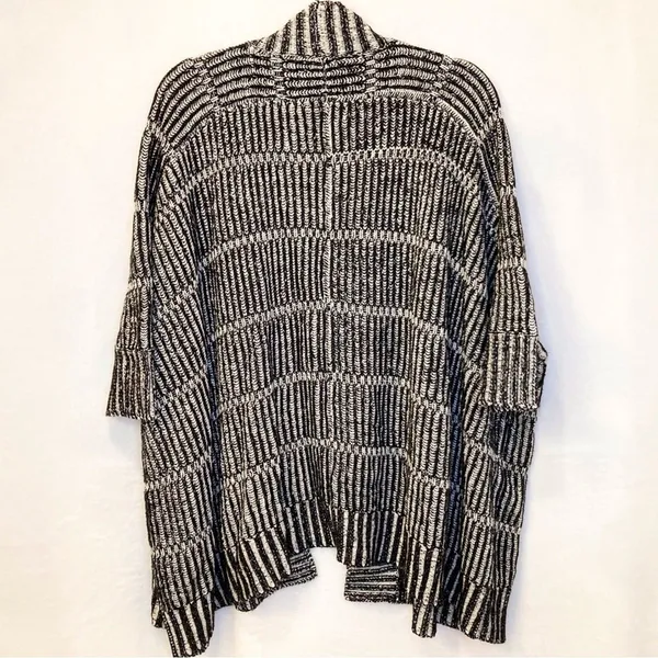 ALICE + OLIVIA Black White Wool Nera Rib Knit Boxy Cardi Sweater Size Large - Image 2