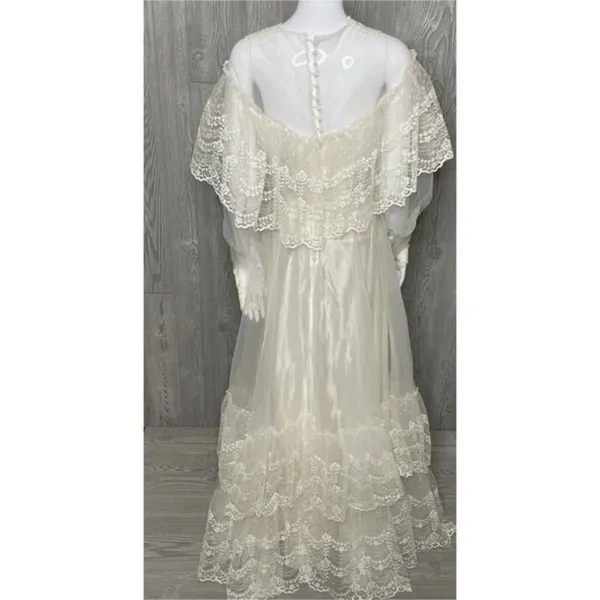 Vintage 1950s lace high neck wedding dress cottage core / boho ruffle tiered lac - Image 7