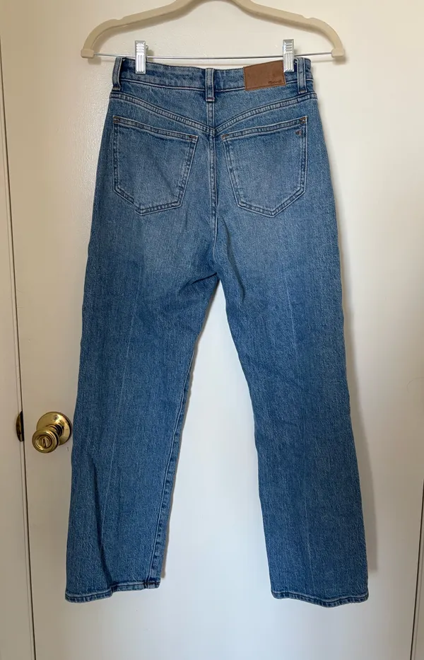 Madewell Curvy 90s Straight Jeans Petite - Image 3