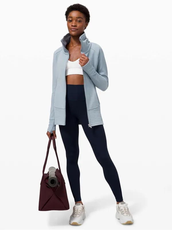 Lululemon Radiant Jacket II in Chambray Sz: 4 - Image 2