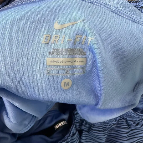 Nike Dri-FIT Womens Running‎ Shorts Blue Black Wave Print Size M Zip Pocket - Image 7