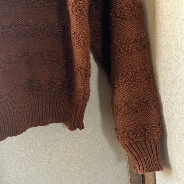 FINAL MARKDOWN Evian Rich Brown Knit Sweater medium - Image 10