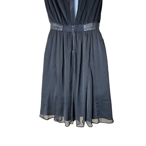 Alice + Olivia Bateau Neckline Mini‎ Dress Size 2 - Image 7
