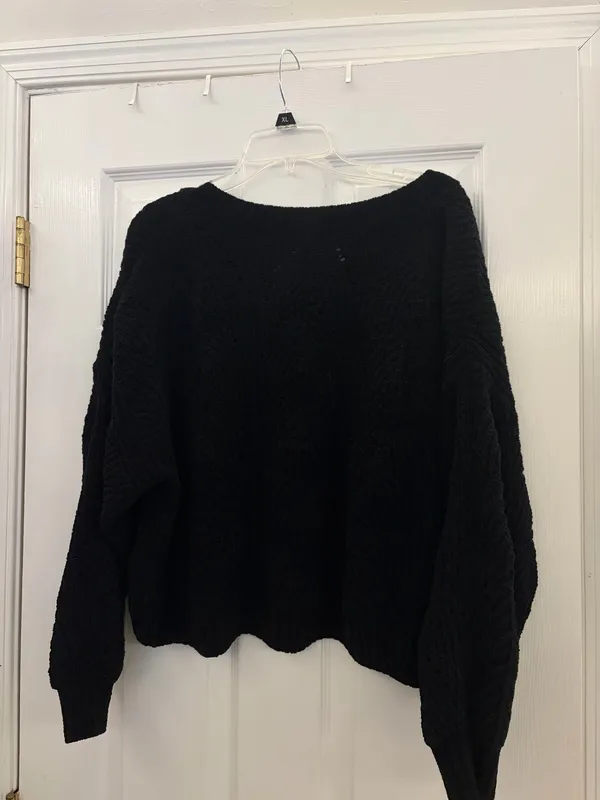 American Eagle Sweater - Image 2