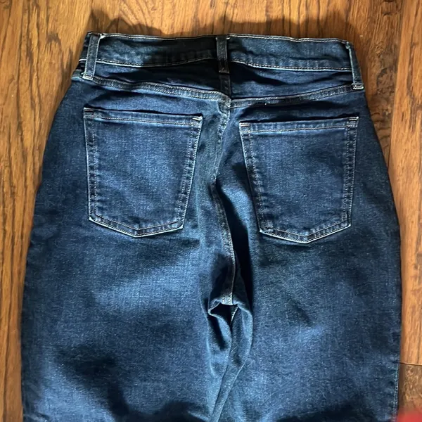 Old Navy high rise jeans - Image 8