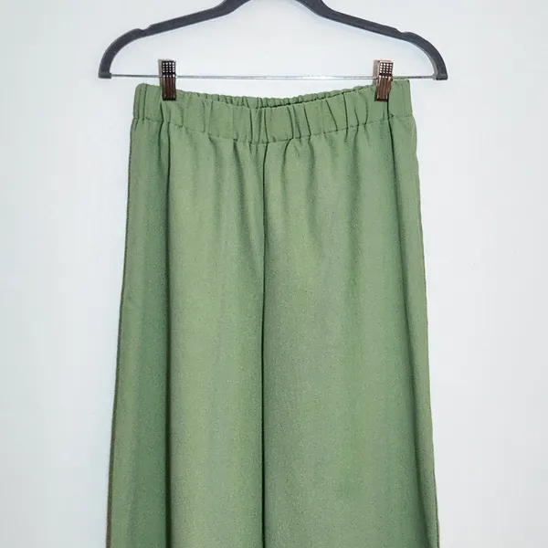 Cider Pull-on Green Wide Leg Pants Size Medium - Image 2