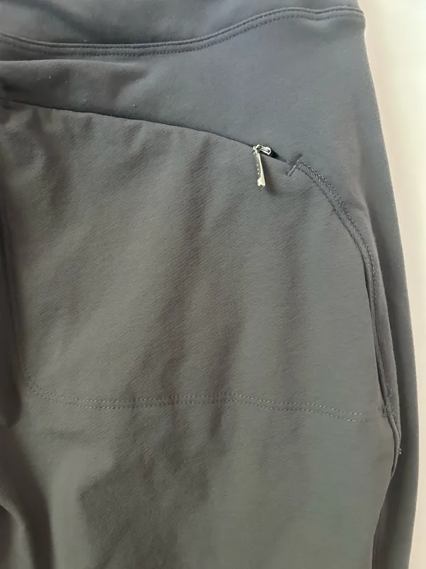 Athleta Pants Women’s 8 - Image 4