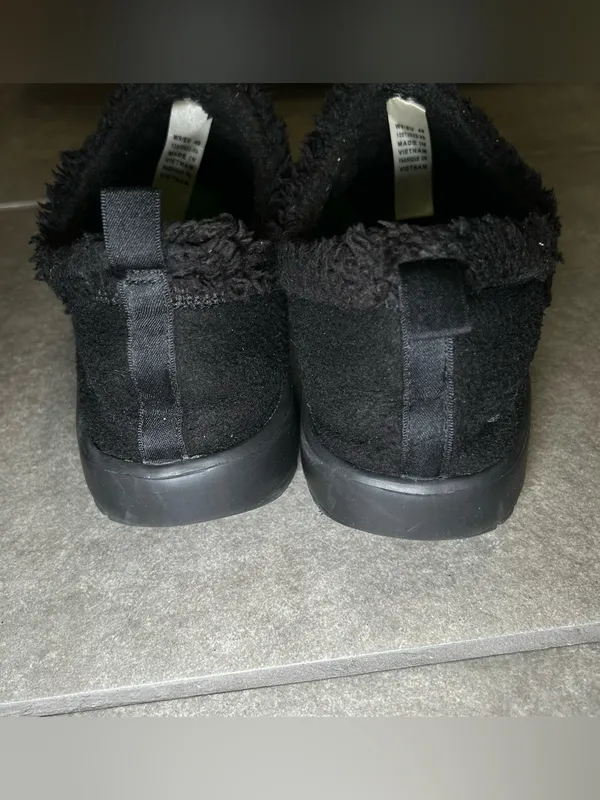 Oofos OOcoozie Black Sherpa Low Slip On Sneakers Women’s Shoe Size 9 - Image 7