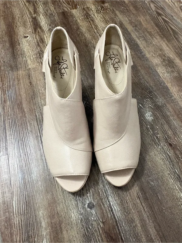 Life Stride Nude Soft System Taupe Peep Toe Heels 8.5 Preppy Formal Wedding - Image 2