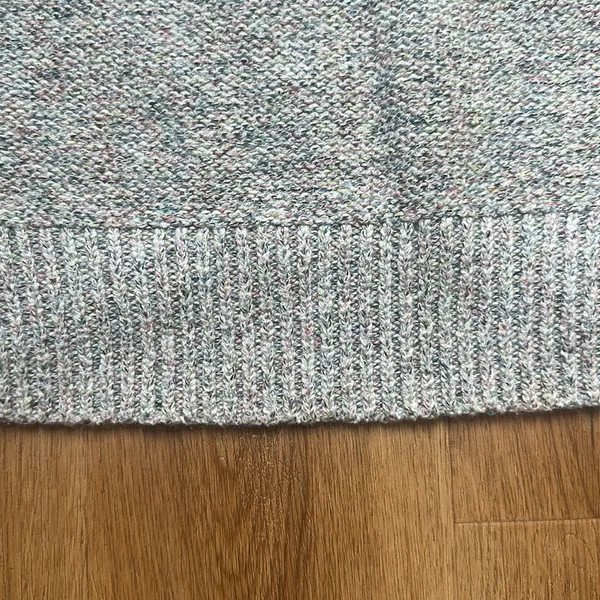Old‎ Navy V-Neck Sweater - Image 7