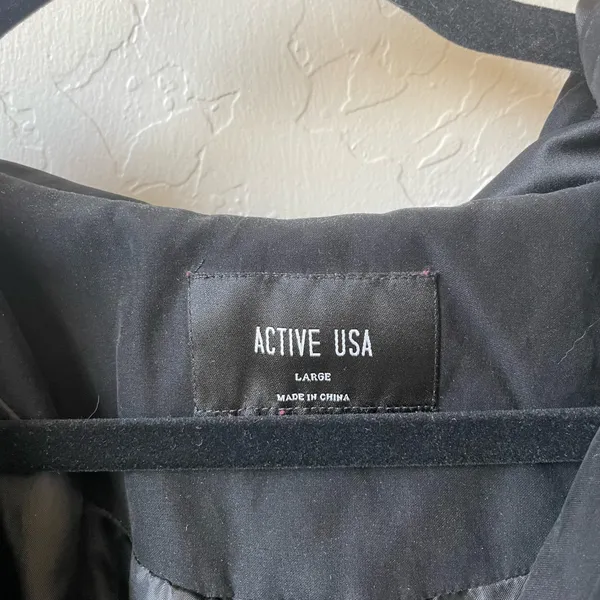 Active USA Black Hooded Field Jacket with Drawcord - Image 3
