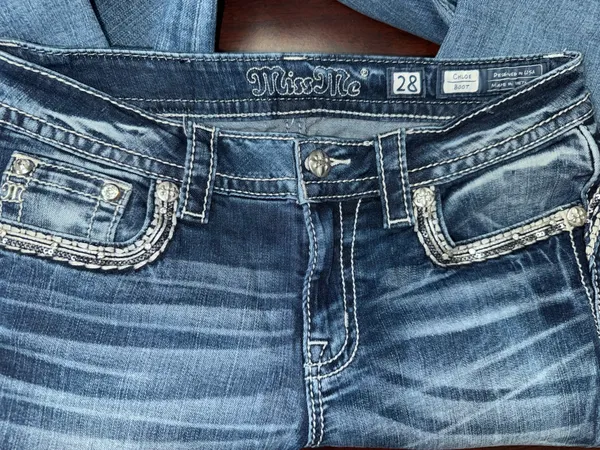 Miss Me Chloe Boot Jeans Size 28 with Rhinestones - Image 6