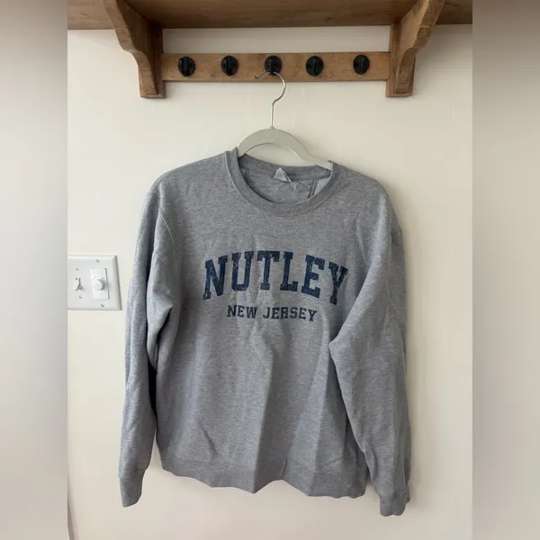 NUTLEY NJ vintage inspired port & company pullover Crewneck sweatshirt LARGE - Image 7