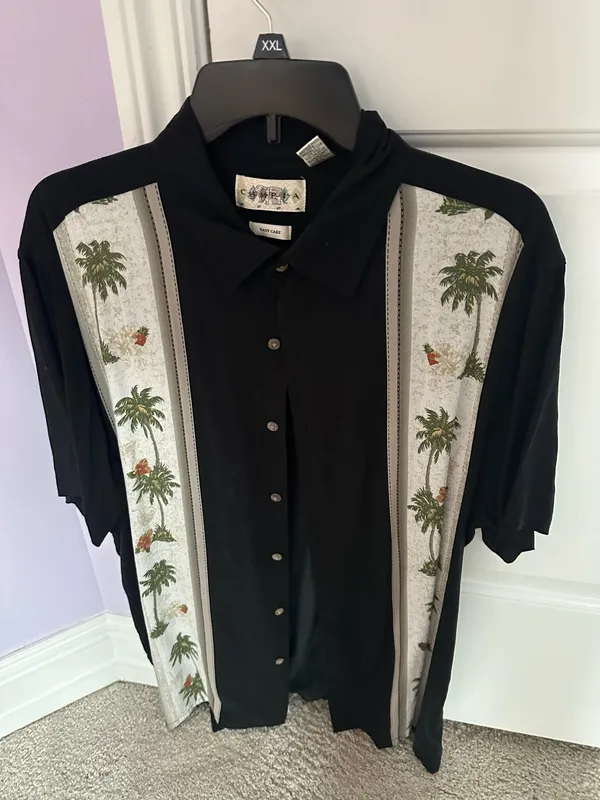 Campia Moda Short Sleeve Hawaiian Button Down Top Black Size XL - Image 2
