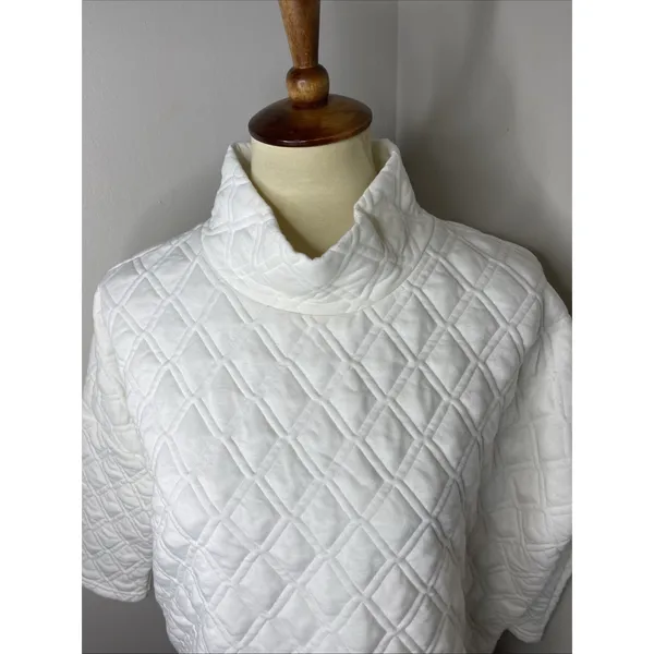 Tuckernuck Quilted Ally Swing White Sweatshirt Size M/L - Image 7