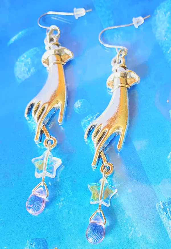 Handmade boho fairy Kawaii style hands & stars & teardrop dangle earrings✨ - Image 2