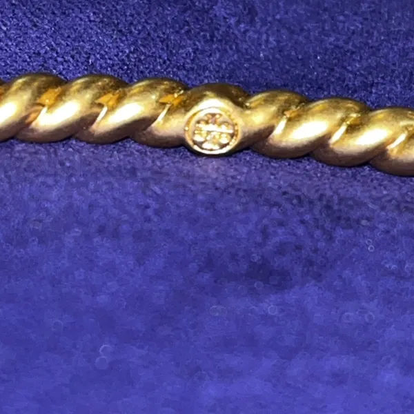 $130 Retail NWT Tory Burch Gold Rope Logo Bangle Bracelet - Image 4