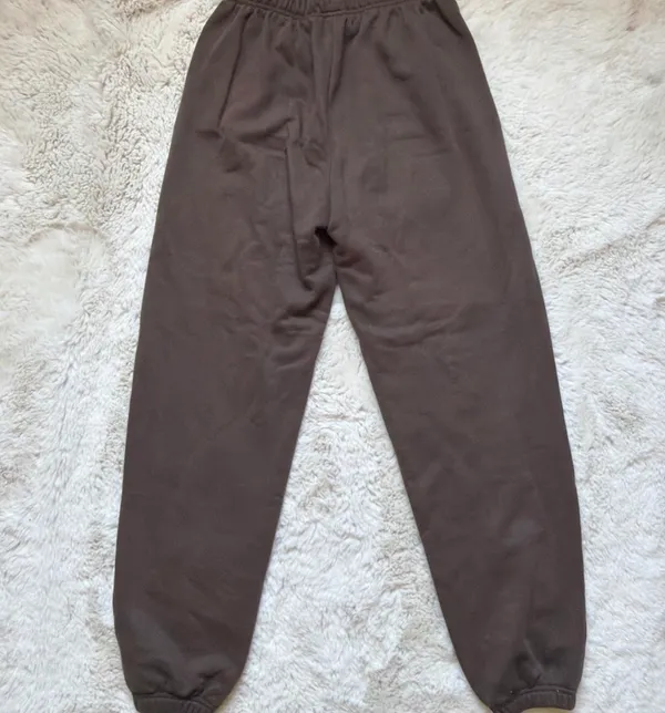 Alo Yoga Sweatpants Accolade Espresso - Image 2