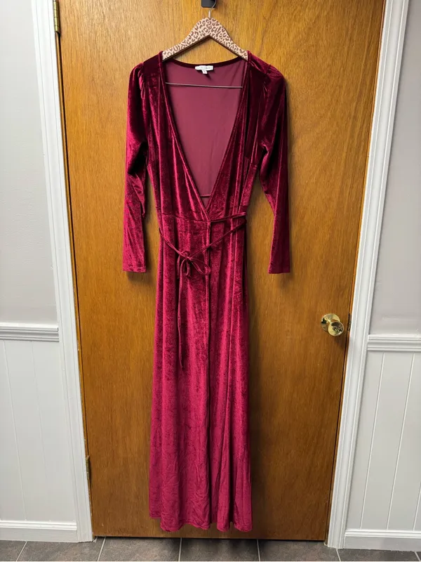 Baltic Born Meghan Velvet Short Sleeve Wrap Maxi Dress Red Large Romantic Goth - Image 13