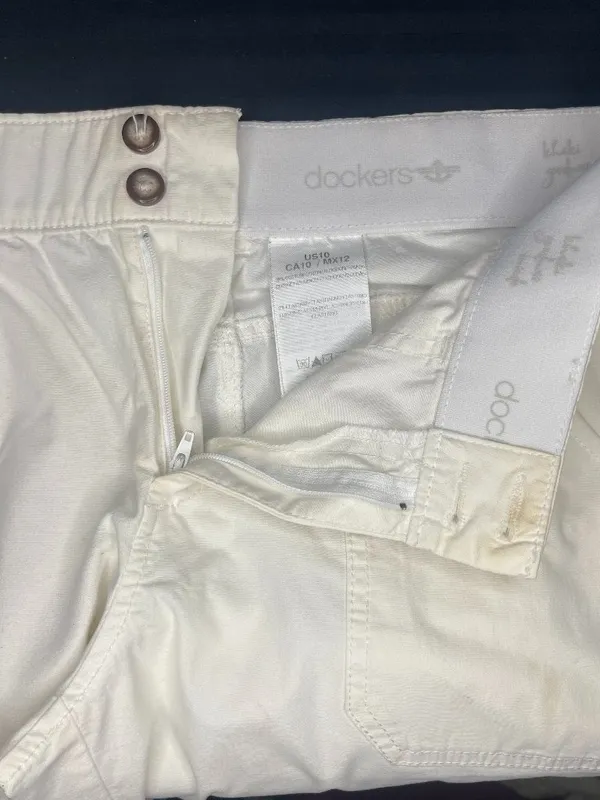 Dockers Womens White Crops Capris Pants Size 10 Comfort Stretch Waistband - Image 3