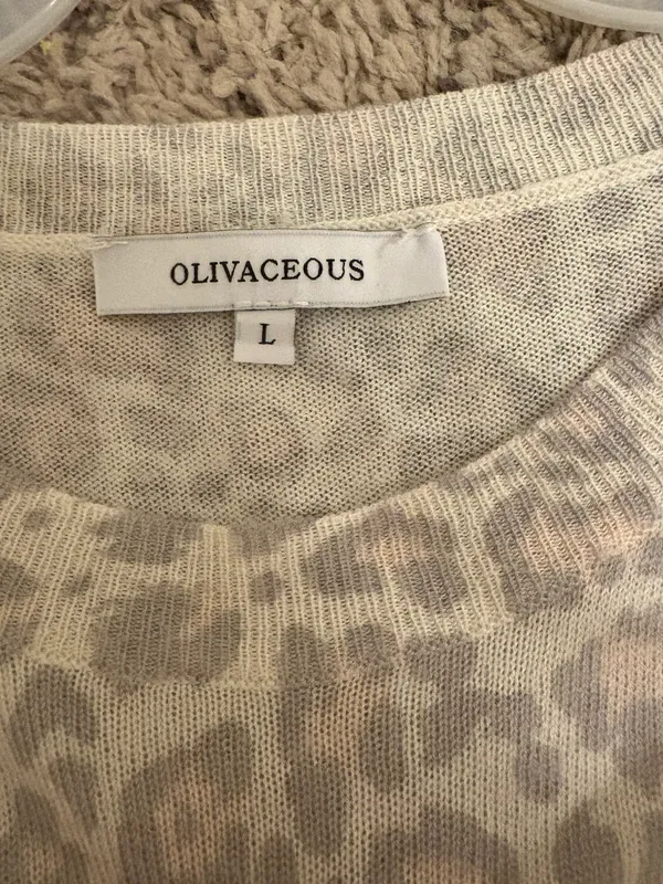 Olivaceous Cheetah Top - Image 3