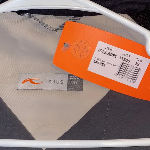 NWT!! KJUS Seduction Waterproof 2 Layer Shell Ski Jacket Size Small US 4 / EU 36 Tan - Image 10