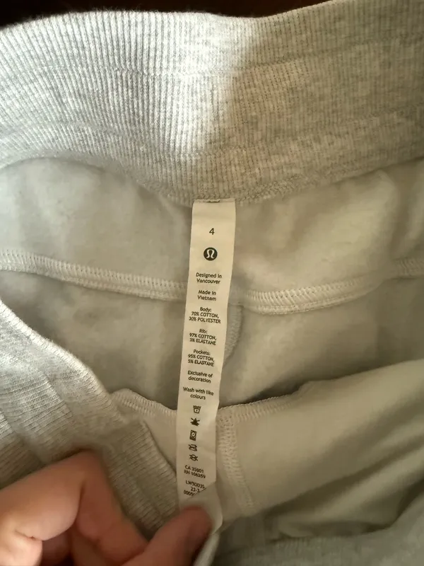 Lululemon Scuba Joggers - Image 4