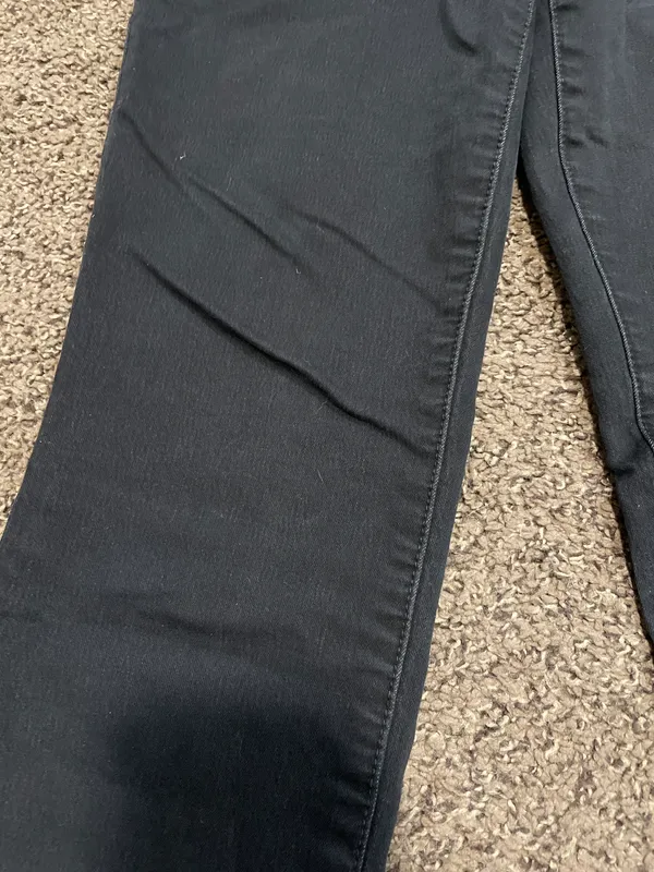 Skinny Black Ankle Jeans - Image 3