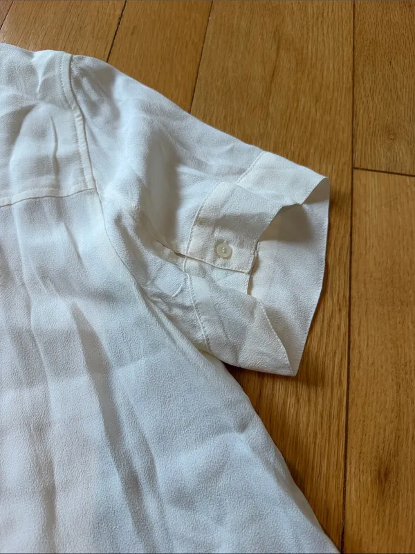 J. Crew Off White V-Neck Short Sleeve Blouse Size Medium - C1-325 - Image 9