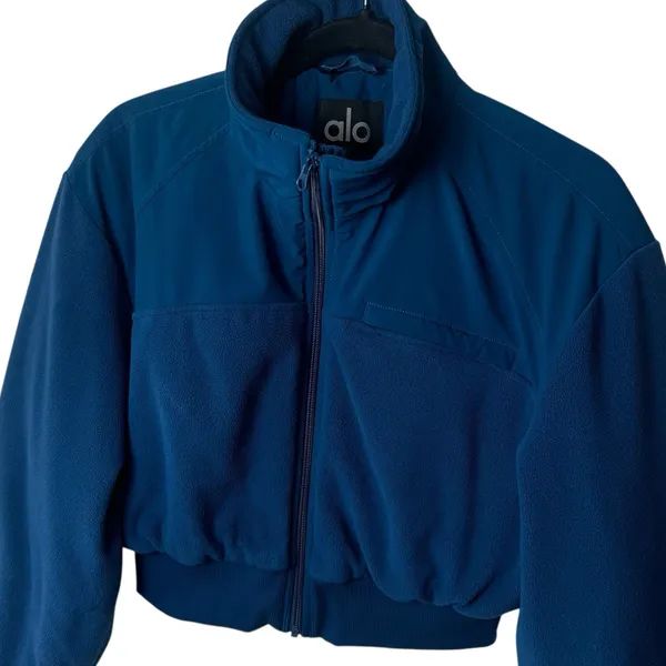 Aloha Island ALO Yoga Polar Fleece‎ Cropped Wintry Mix Jacket in Eclipse Blue Cozy Athletic M - Image 3