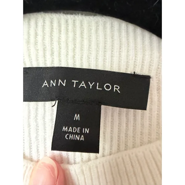 Ann Taylor Mixed Media Sweater Top Womens Medium White Layered Shirt Preppy - Image 4
