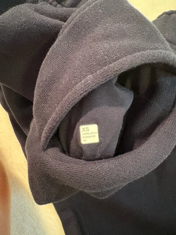 Navy Lululemon Scuba Jogger - Image 4