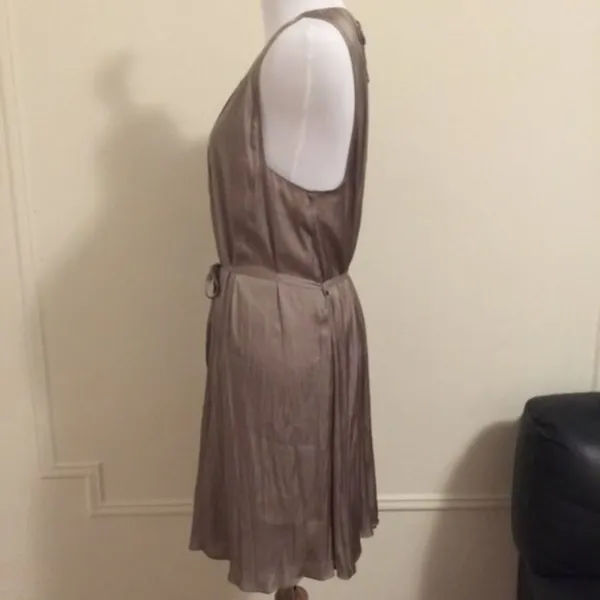 Rebecca Minkoff Dress Large Satin Pleated Belted Sleeveless Above Knee‎ - Image 4