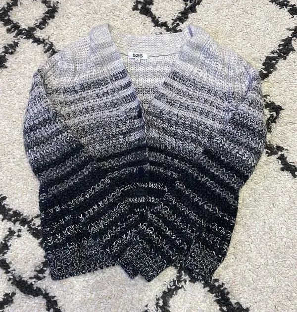 Revolve 525 Marl Yarn Button Cardigan - Image 2