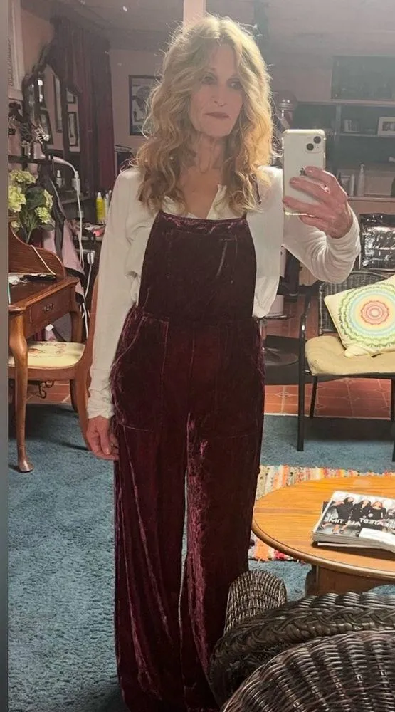 Anthropologie Velvet overalls wide leg S Anthropologie with paisley print - Image 10