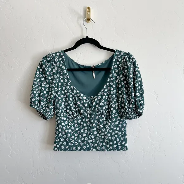 Free People | Daisy Chain Milkmaid Puff Sleeve Crop Top‎ in Green | Small - Image 2