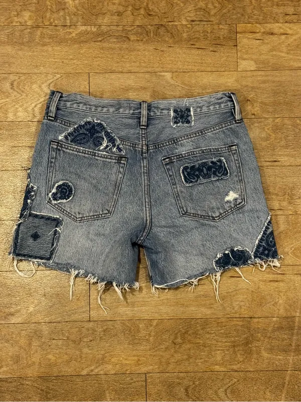 Free People Heartbreaker Patched Denim Shorts Size 26 - Image 3