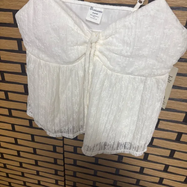 No Boundaries Ivory‎ Lace Cami Size Medium - Image 3