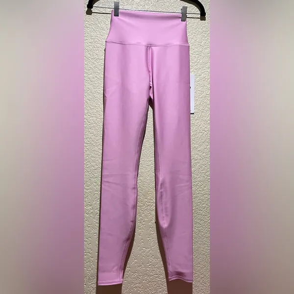 Alo Yoga NWT High Waist Airlift Leggings Candy Heart Pink Size M - Image 6