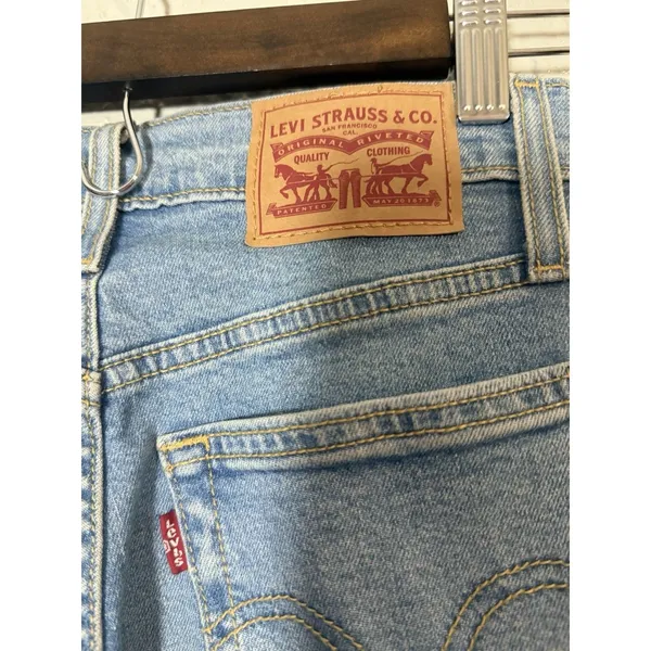 Levi's Women's Wedgie Straight Distressed Button-Fly Blue Jeans size 24 - Image 4