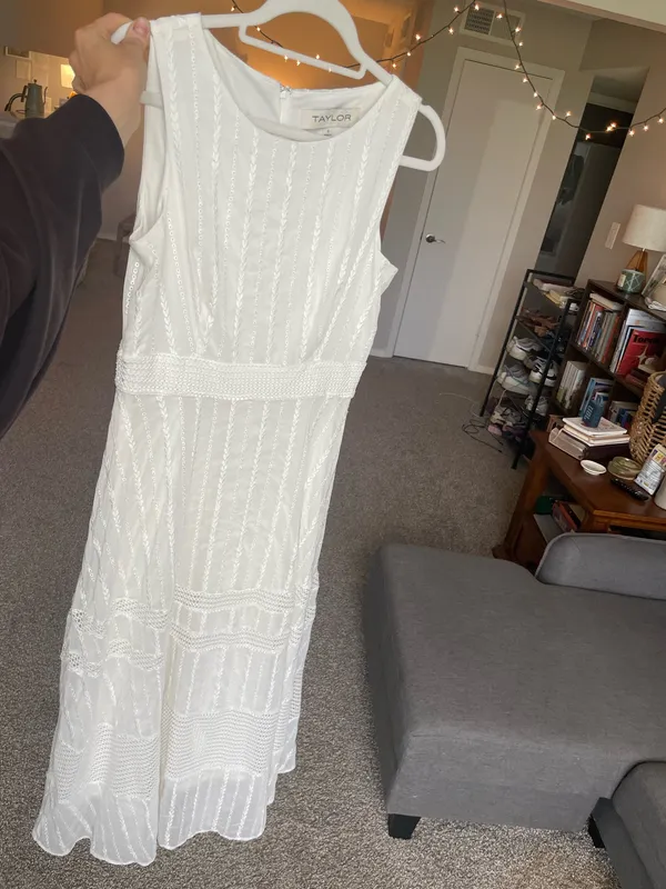 Taylor Dress White Size 4 - Image 2