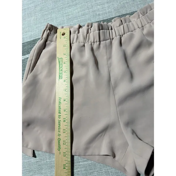 Express womens High Waisted Elastic Waist Flowy‎ Shorts Dusty Rose Pink Small - Image 2